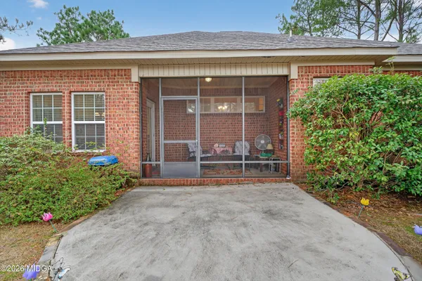 $319,900 | 122 Shadow Lawn Drive, Byron, GA 31008