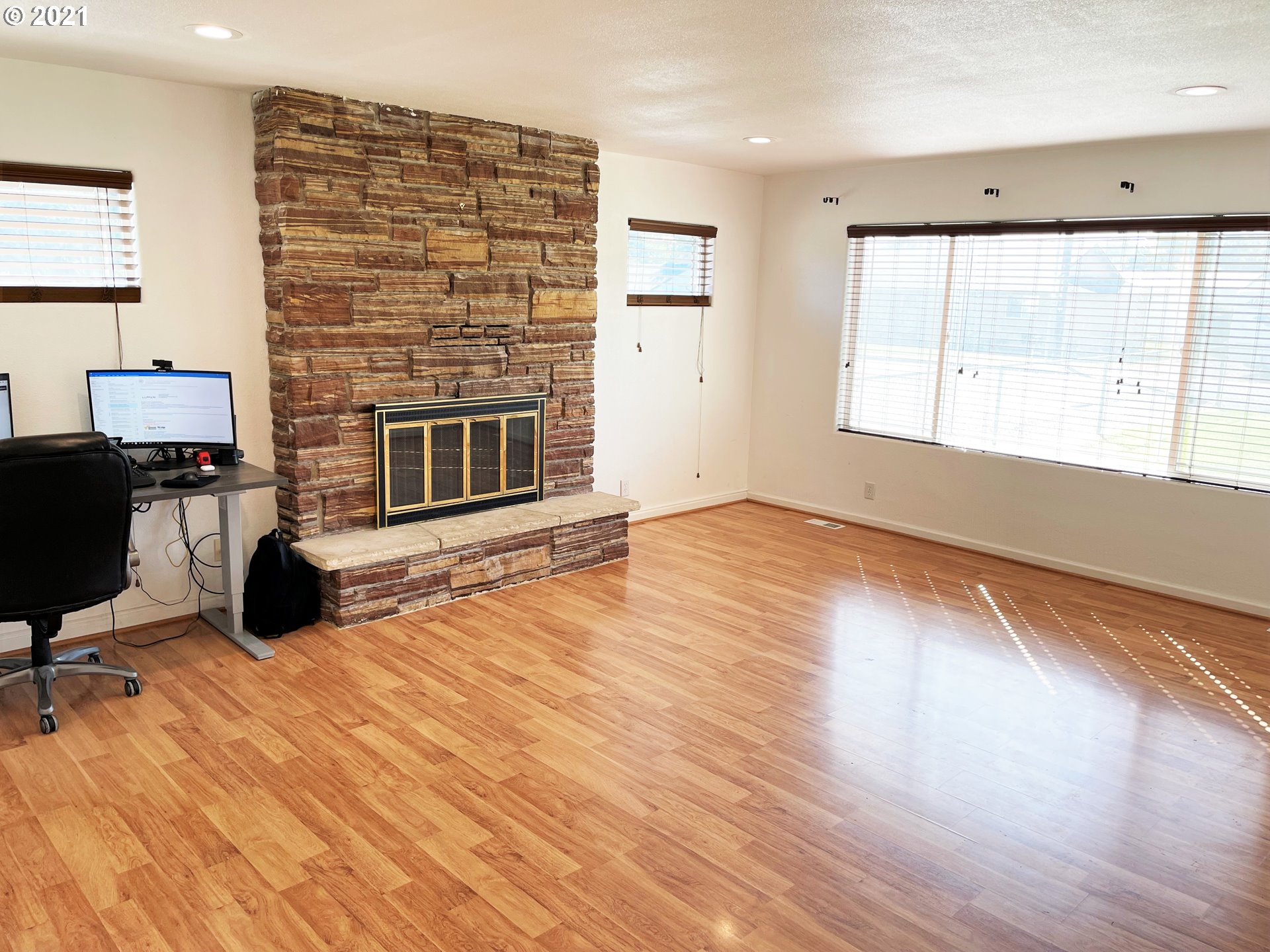 957 East Ridgeway Avenue Hermiston, OR 97838 - Photo 13 of 23 Gallery Image 13