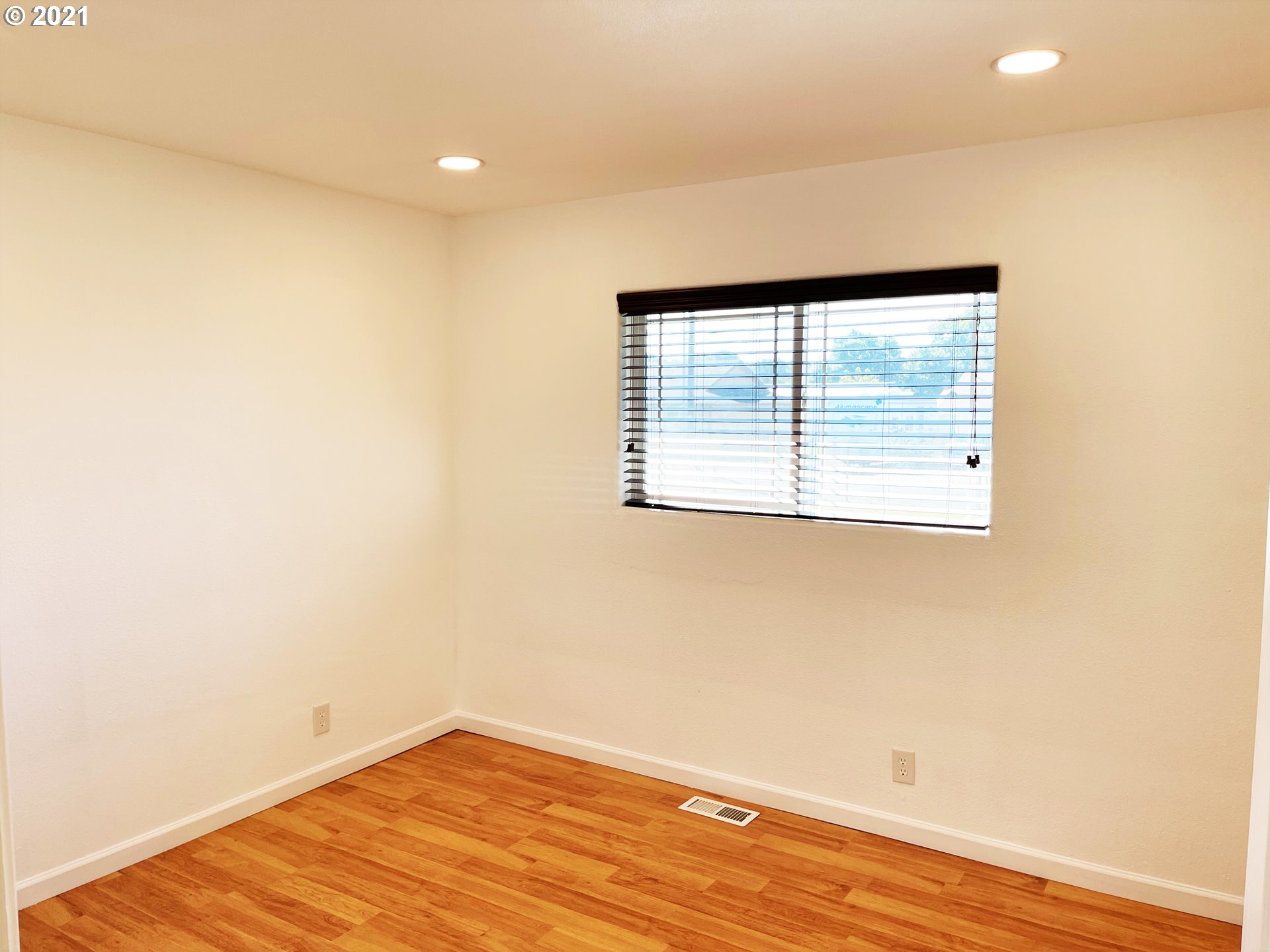 957 East Ridgeway Avenue Hermiston, OR 97838 - Photo 16 of 23 Gallery Image 16