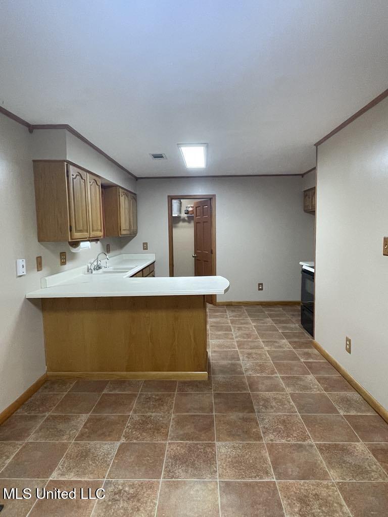 15501 Mallett Road Biloxi, MS 39532 - Photo 14 of 35 5Kitchena
