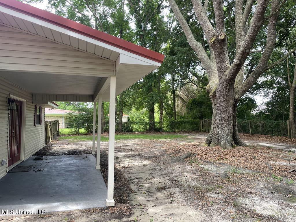 15501 Mallett Road Biloxi, MS 39532 - Photo 6 of 35 2Backyardc