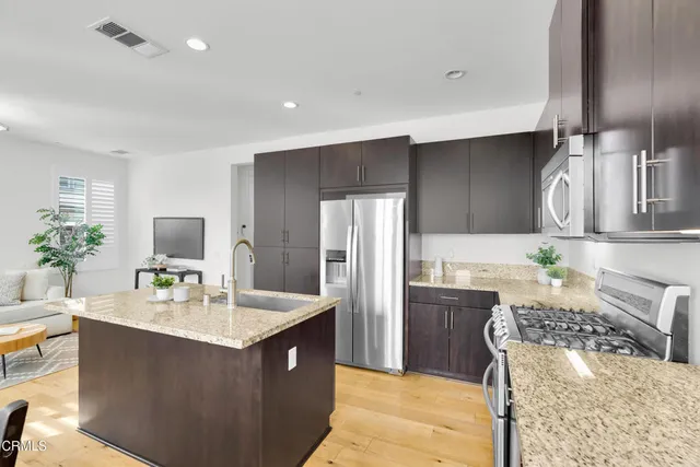 $775,000 | 900 North Primrose Lane, Unit A, Azusa, CA 91702