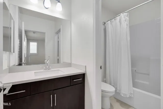 $775,000 | 900 North Primrose Lane, Unit A, Azusa, CA 91702