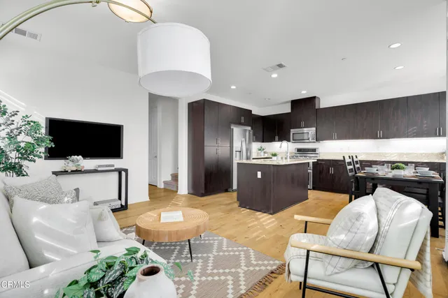 $775,000 | 900 North Primrose Lane, Unit A, Azusa, CA 91702