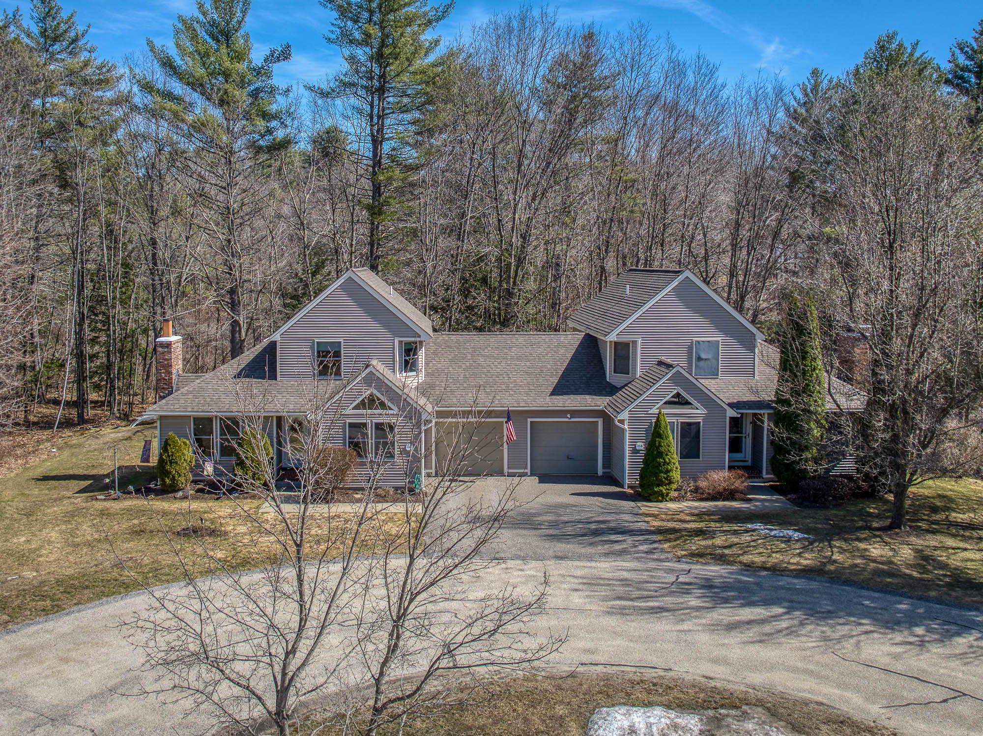 22 A Harry Brook Drive Goffstown, NH 03045 - Photo 4 of 28