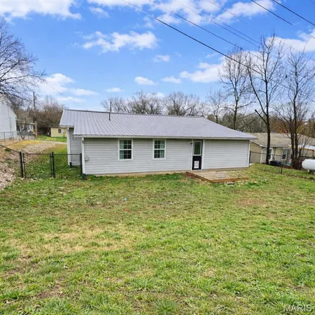 $197,500 | 205 South Waller Street, Crocker, MO 65452