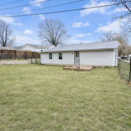 $197,500 | 205 South Waller Street, Crocker, MO 65452