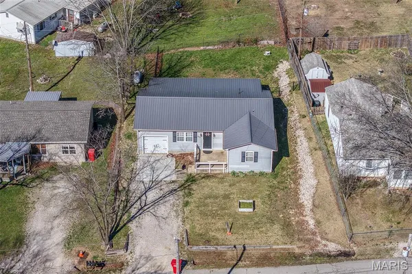 $197,500 | 205 South Waller Street, Crocker, MO 65452