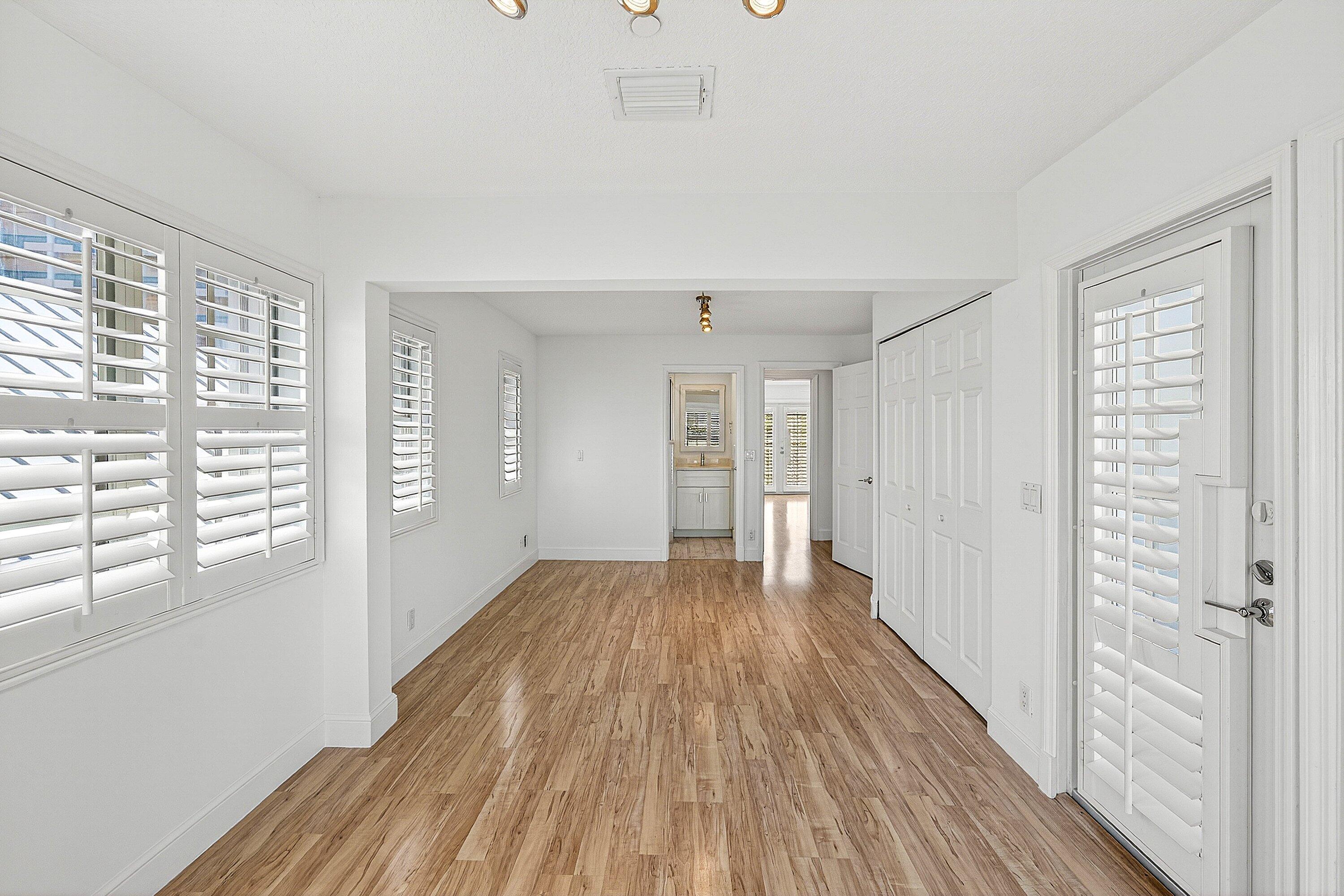 130 Jupiter Key Road Jupiter, FL 33477 - Photo 29 of 70 025-130JupiterKeyRoad-Jupiter-FL-33477-S