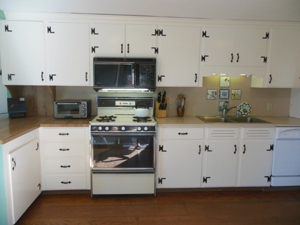 1835 Main Road Westport, MA 02791 - Photo 11 of 23 Gallery Image 11