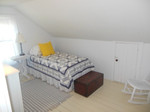 1835 Main Road Westport, MA 02791 - Photo 17 of 23 Gallery Image 17