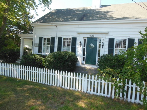 1835 Main Road Westport, MA 02791 - Photo 2 of 23 Gallery Image 2
