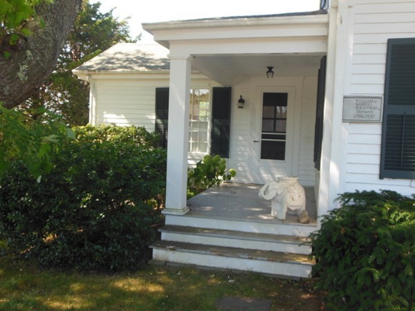 1835 Main Road Westport, MA 02791 - Photo 3 of 23 Gallery Image 3