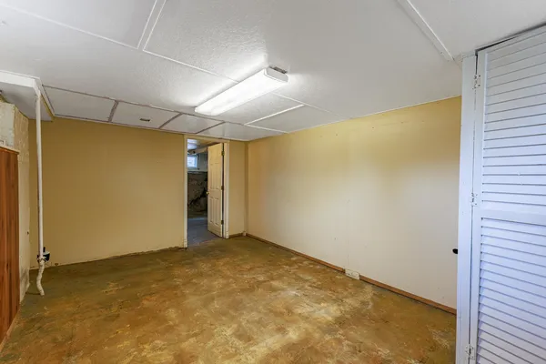 $385,000 | 410 Repton Road, Riverside, IL 60546