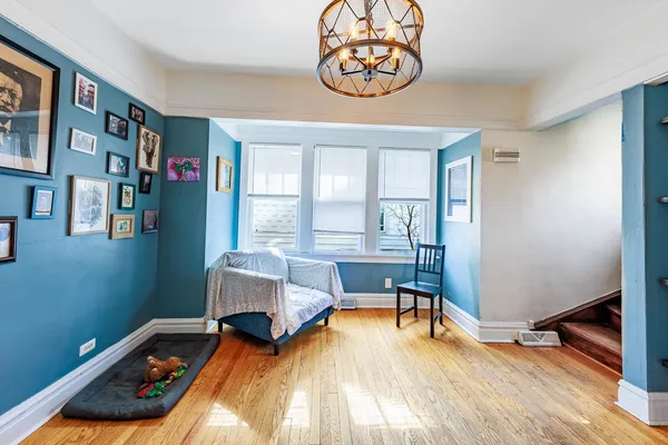 $385,000 | 410 Repton Road, Riverside, IL 60546