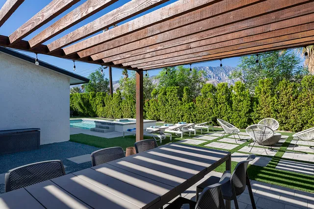 $985,000 | 3095 North Chuperosa Road, Palm Springs, CA 92262