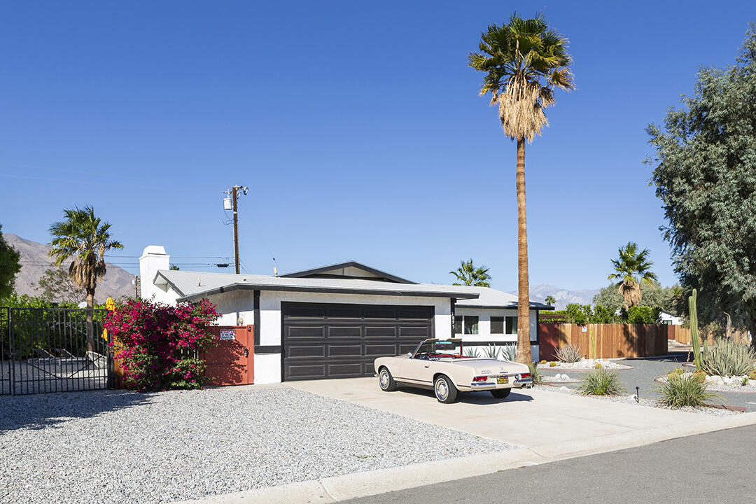 3095 North Chuperosa Road Palm Springs, CA 92262 - Photo 3 of 45 02