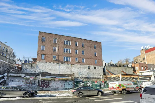 $2,299,000 | 365 East 197th Street | Fordham Manor