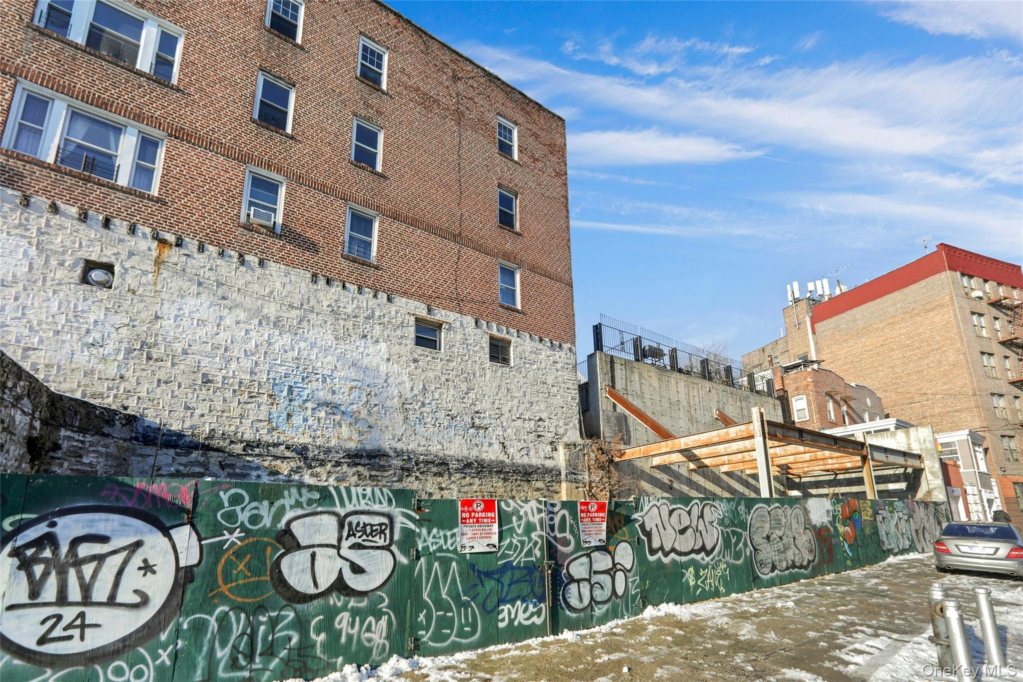 365 East 197th Street Bronx, NY 10458 - Photo 5 of 17 View of apartment building / complex
