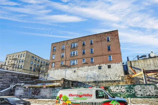 $2,299,000 | 365 East 197th Street | Fordham Manor