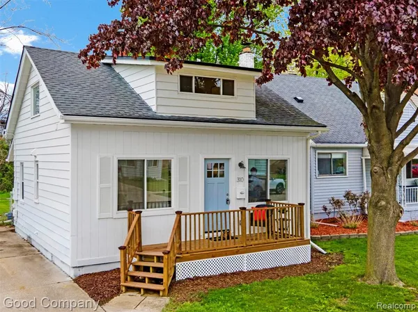 $349,900 | 310 Massoit Street, Clawson, MI 48017
