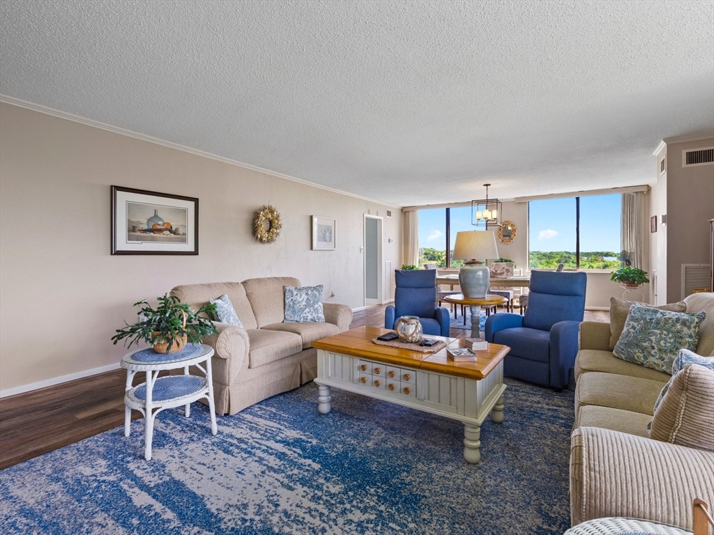 40 Village Road, Unit 709 Middleton, MA 01949 - Photo 7 of 42