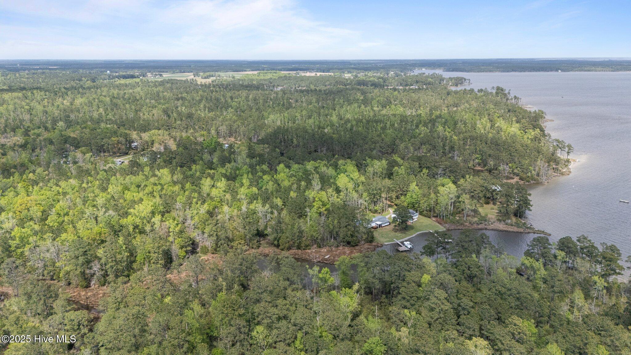388 Matthews Road Bayboro, NC 28515 - Photo 32 of 34 20-web-or-mls-DJI_20250410145151_0133_D