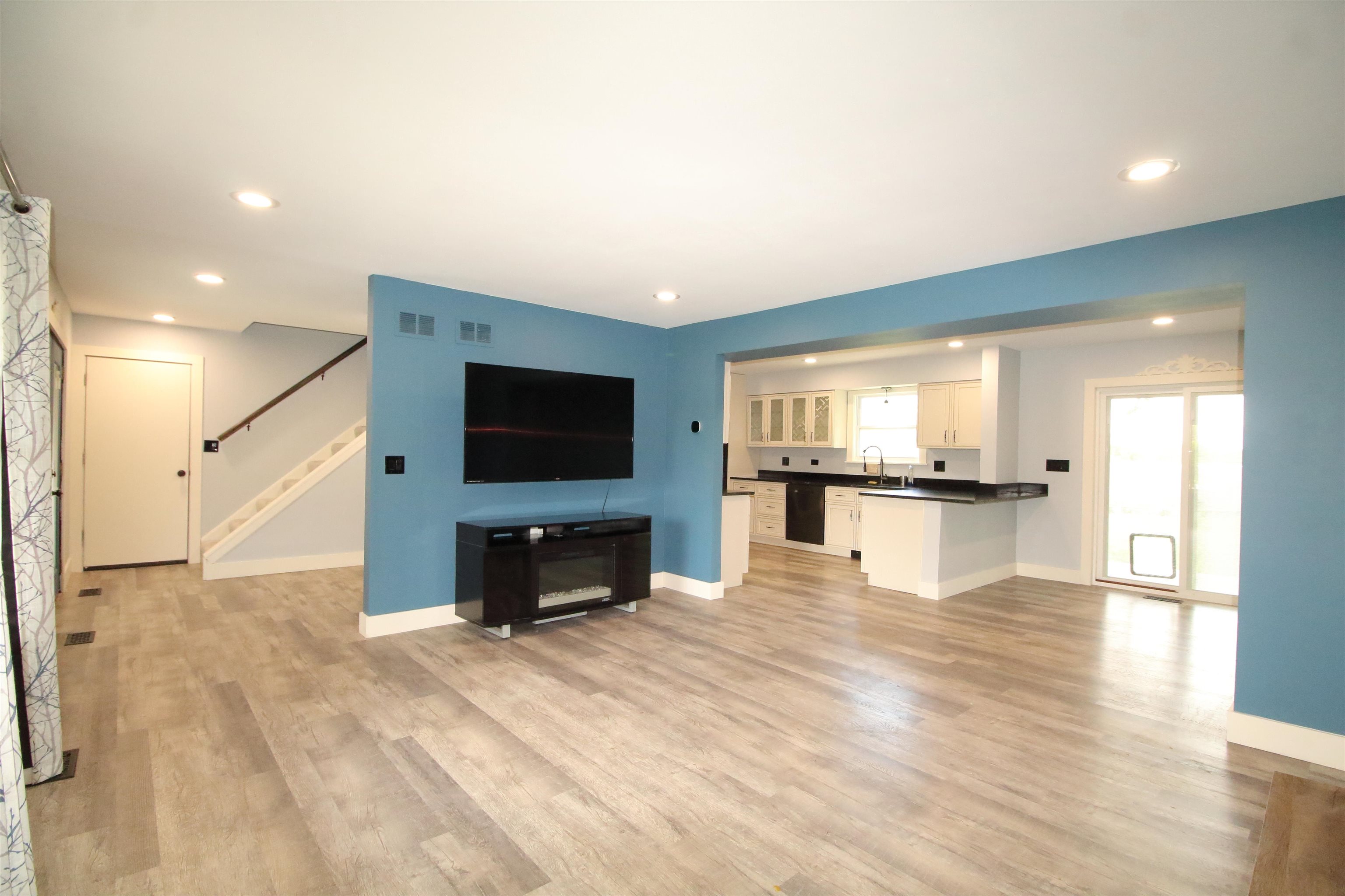 33970 Rebecca Road Kingston, IL 60145 - Photo 8 of 26