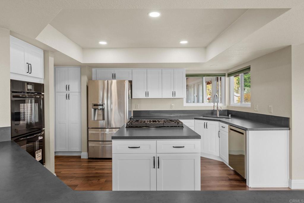14692 Sunrise Canyon Road Poway, CA 92064 - Photo 7 of 54 Gallery Image 7
