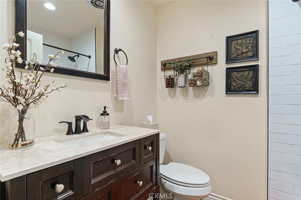 2817 Ridgewood Street Santa Ana, CA 92705 - Photo 25 of 41