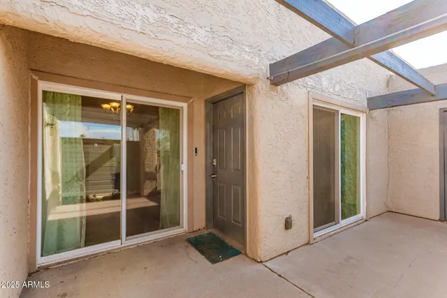 $300,000 | 704 South Lebanon Lane, Tempe, AZ 85288
