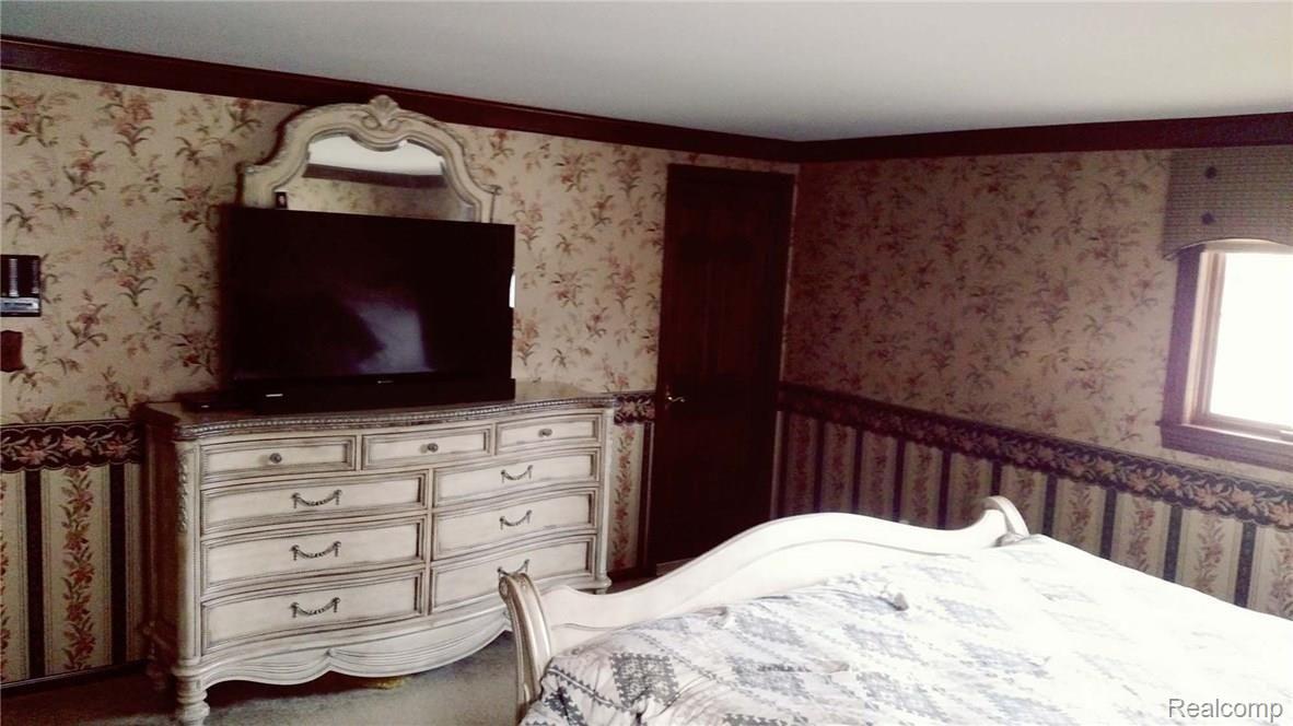 19278 Wedgewood Road Riverview, MI 48193 - Photo 24 of 53 _IMG_20161207_140624.jpg