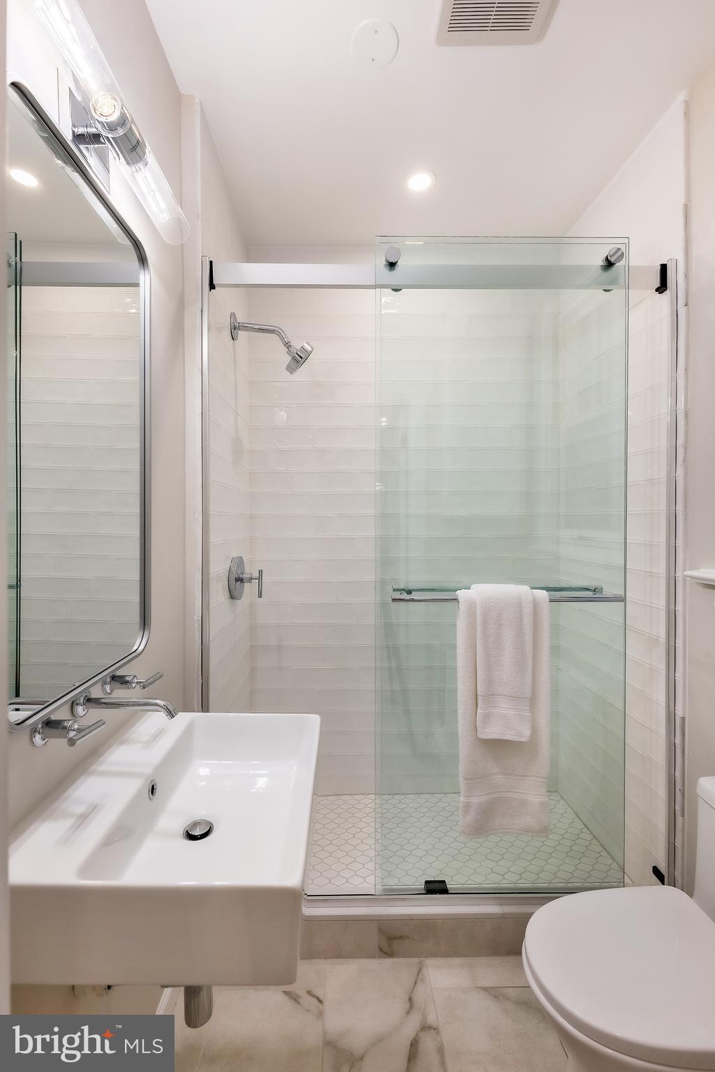 3116 Rodman Street Northwest Washington, DC 20008 - Photo 13 of 34 Gallery Image 13