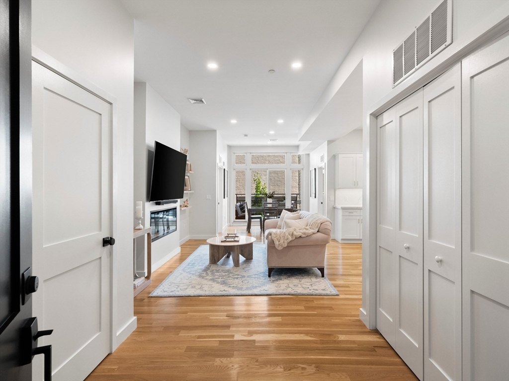 531 Main Street, Unit 1002 Reading, MA 01867 - Photo 6 of 34