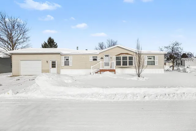 $105,000 | 3567 Hollyfield Drive, Cedar Springs, MI 49319