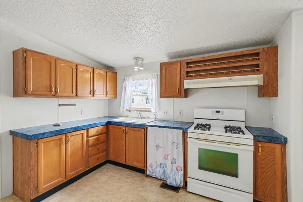 $85,000 | 3567 Hollyfield Drive, Cedar Springs, MI 49319