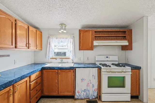 $105,000 | 3567 Hollyfield Drive, Cedar Springs, MI 49319