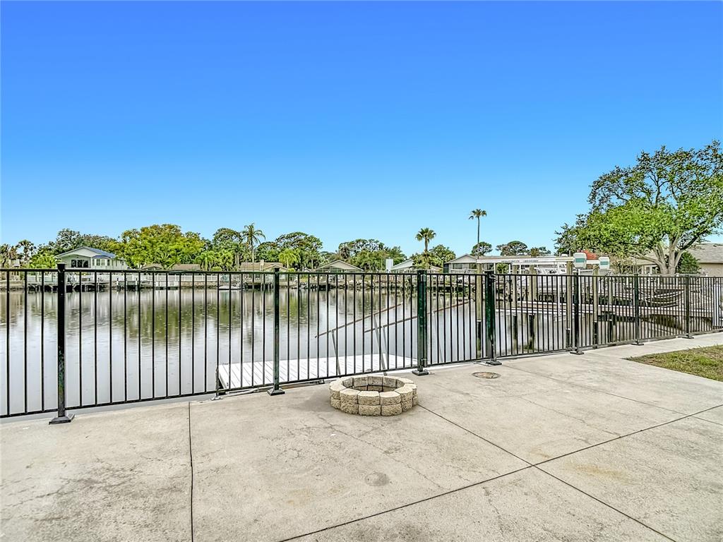 4536 Mitcher Road New Port Richey, FL 34652 - Photo 4 of 46 a view of a wrought fence