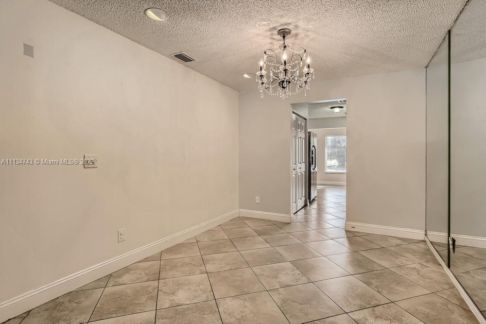 7502 Ace Road North Lake Worth, FL 33467 - Photo 12 of 32 Gallery Image 12