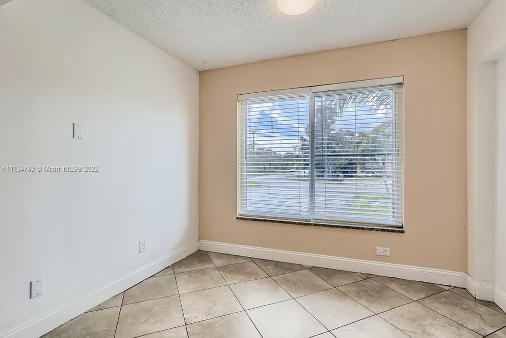 7502 Ace Road North Lake Worth, FL 33467 - Photo 19 of 32 Gallery Image 19