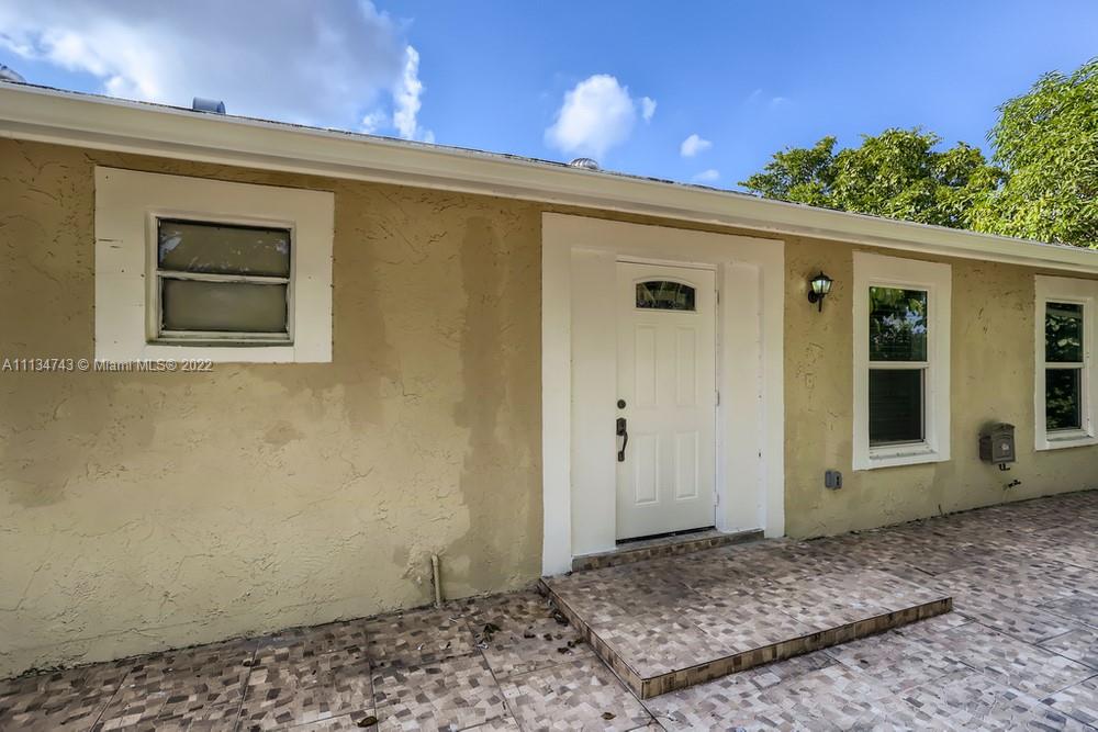 7502 Ace Road North Lake Worth, FL 33467 - Photo 7 of 32 Gallery Image 7