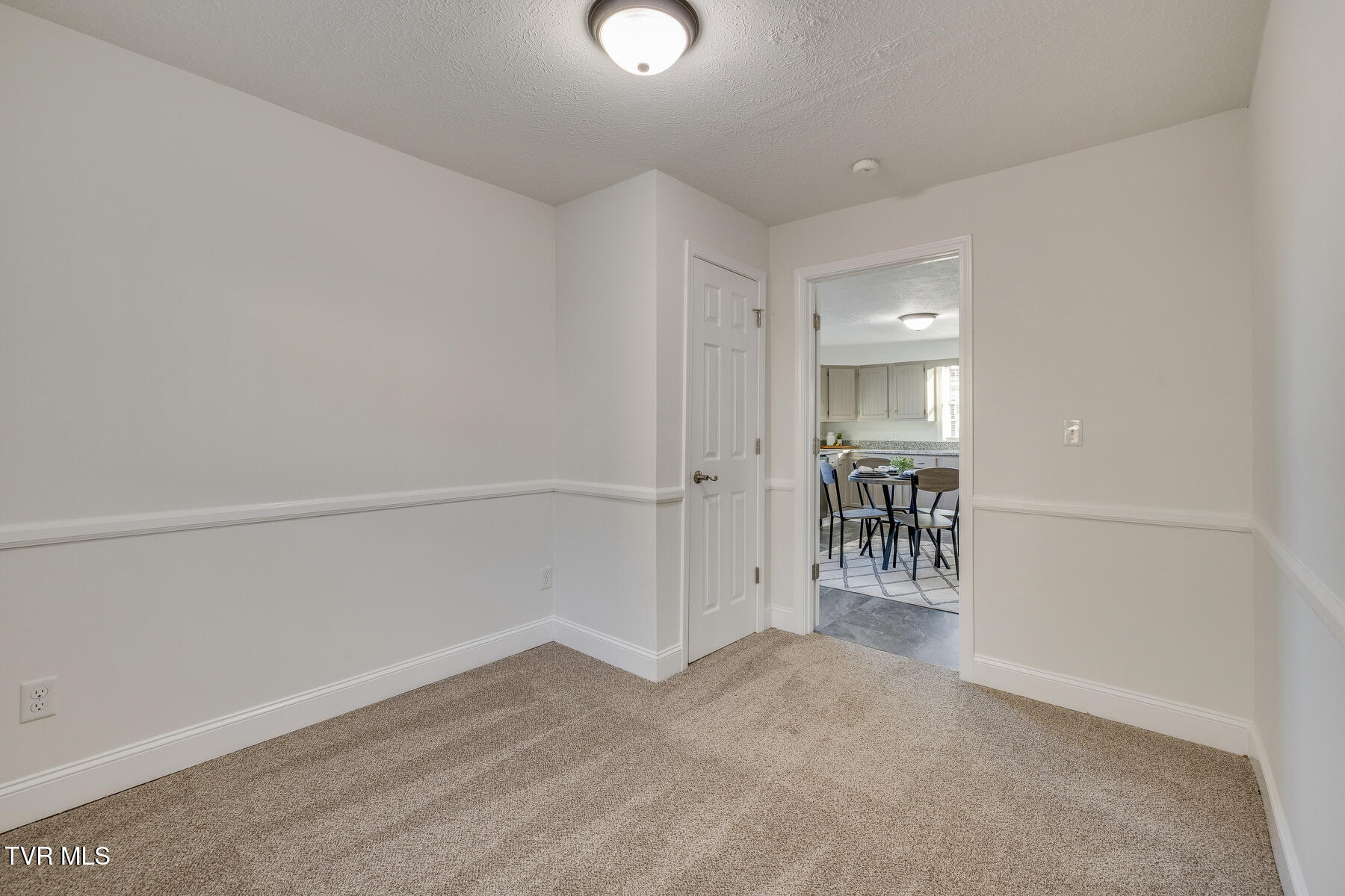 1309 Riverside Avenue Kingsport, TN 37660 - Photo 13 of 25 013