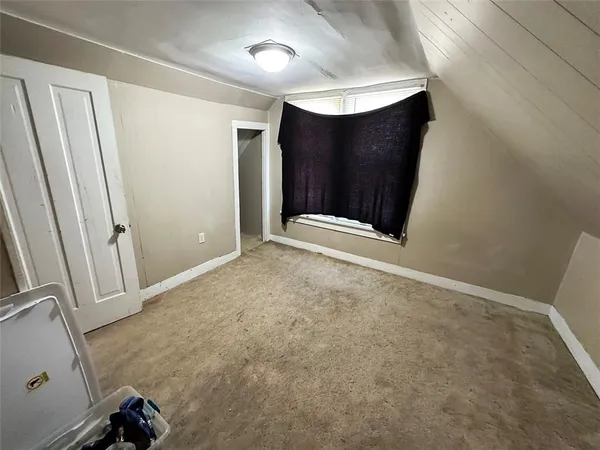 $137,500 | 124 West 3rd Avenue, Garnett, KS 66032