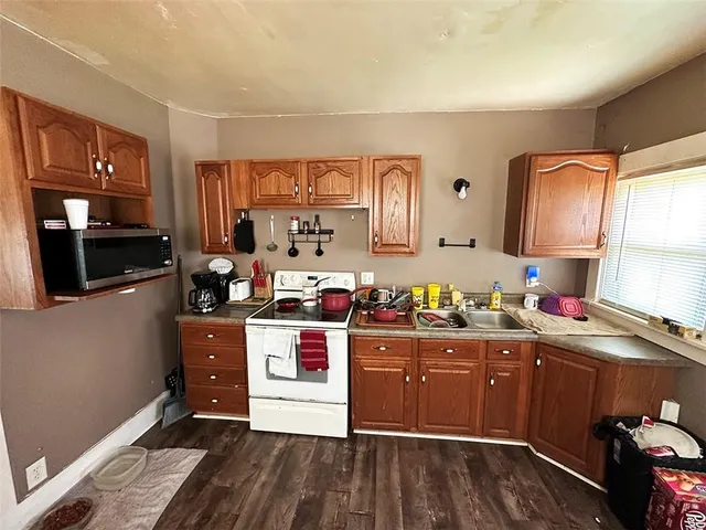 $137,500 | 124 West 3rd Avenue, Garnett, KS 66032