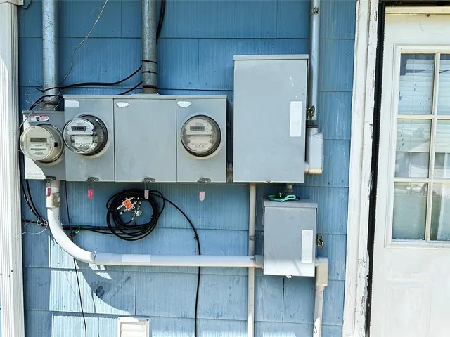 $137,500 | 124 West 3rd Avenue, Garnett, KS 66032