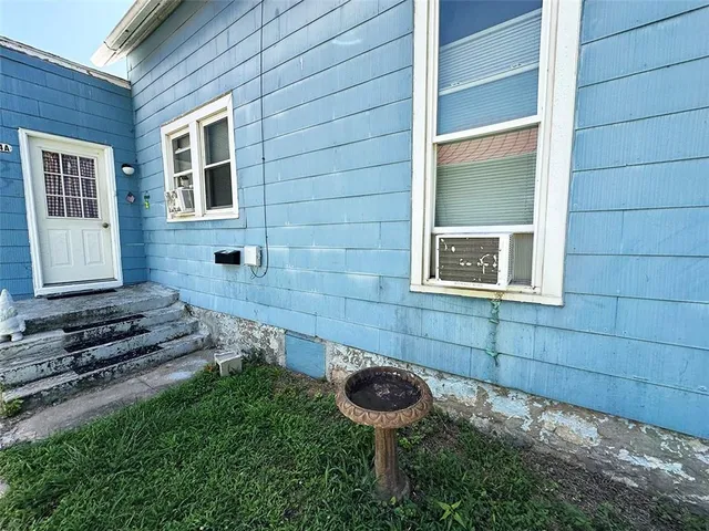 $137,500 | 124 West 3rd Avenue, Garnett, KS 66032