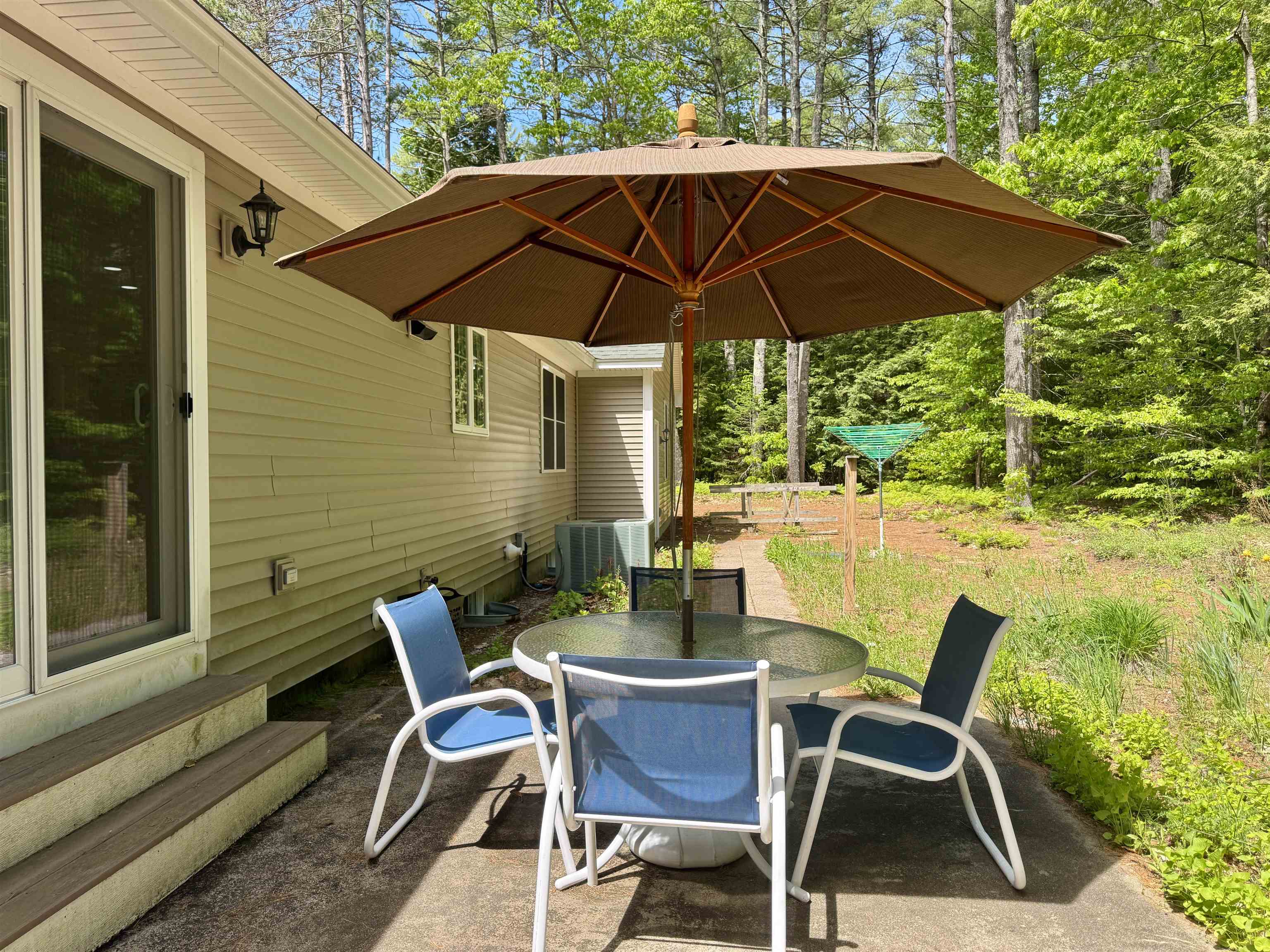 24 West Side Woods Road North Conway, NH 03860 - Photo 4 of 51