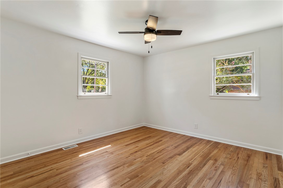 409 Mapleton Drive Greenville, SC 29607 - Photo 25 of 29