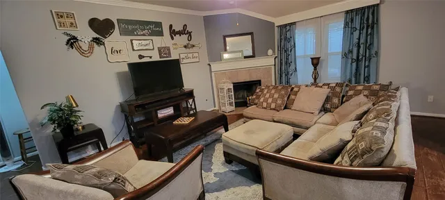 $354,900 | 12314 Brentleywood Lane, Houston, TX 77070