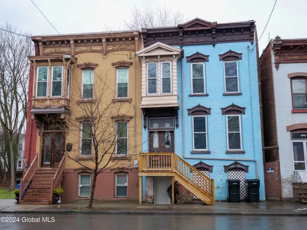 $280,000 | 3236 6th Avenue, Troy, NY 12180